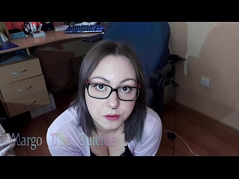 ❤️ Ragazza sexy con gli occhiali succhia il dildo profondamente sulla macchina fotografica ❤❌ Sluts al it.porn-mate.ru